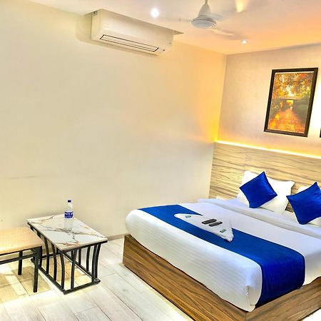 The Dream Residency Hotel Mumbai Exterior photo
